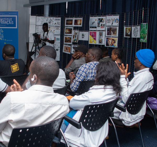 Maîtrisez l'Animation 3D de Véhicules sans Plug-in !